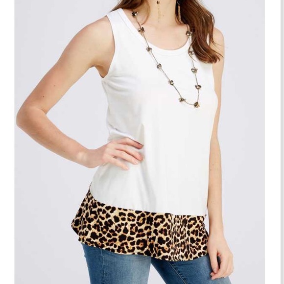 🔥Black Leopard Cross Cutout Back Knit Tank - Picture 3 of 6